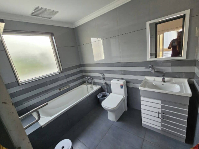 Bathroom 2, The Sea by Club Travalet, Alappuzha