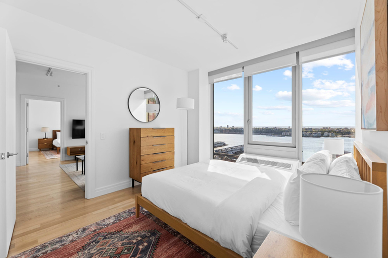 Room 3, Forte Select by Rove Travel 2BR Midtown West Apt, New York