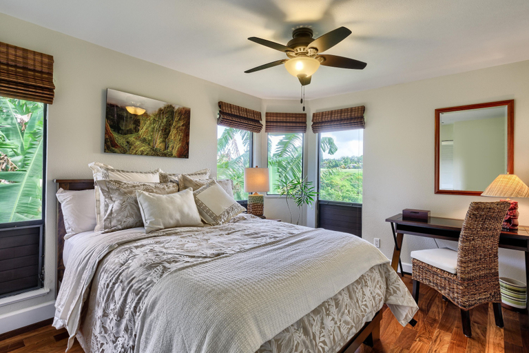 Room 4, Hanalei Bay Villa 8, Kauai