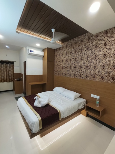 Primary image, Nalli Plaza, Salem