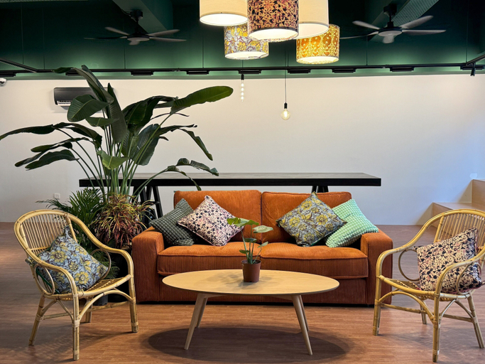 Living area 3, Traveller Ark Hotel & Bunks, Kuala Lumpur