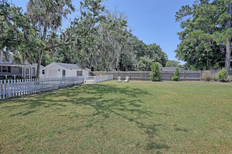 Exterior 5, 3403 Bannon, Chatham