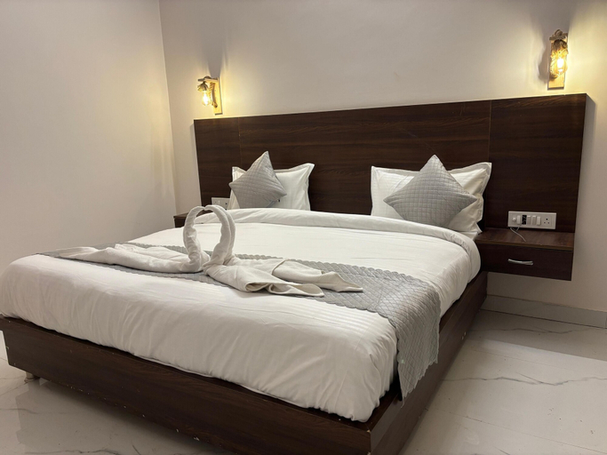 Room 3, Corbett The Vedant by Stay Bliss Retreat, Nainital
