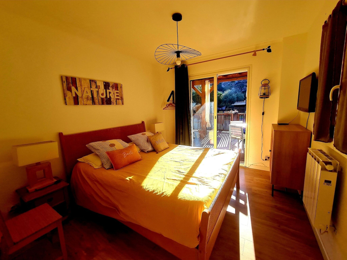 Bedroom 4, gites o fil de l'eau, Haute-Corse