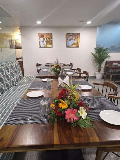 Food & Drinks 5, Hotel RR Galaxy, Gurgaon