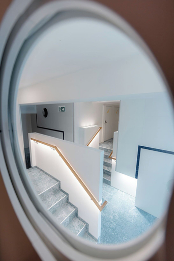 Hallway 2, Grand Pods, Wien