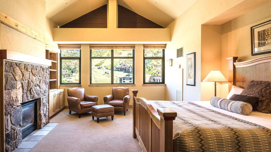 Room 5, The Steamboat Grand, Routt