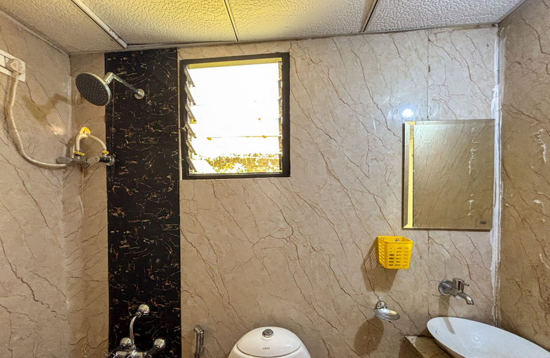 Bathroom 4, The Sona Heli Resort, Rudraprayag