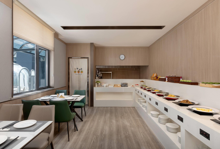 Breakfast area, Ramada Encore By Wyndham Wuhan Downtown, Wuhan