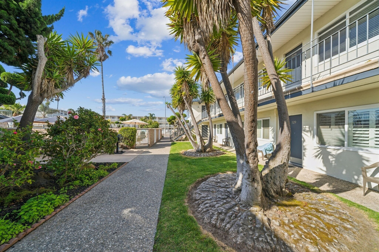 Property grounds 2, 4950 Sandyland Road #127 Condo by RedAwning, Santa Barbara