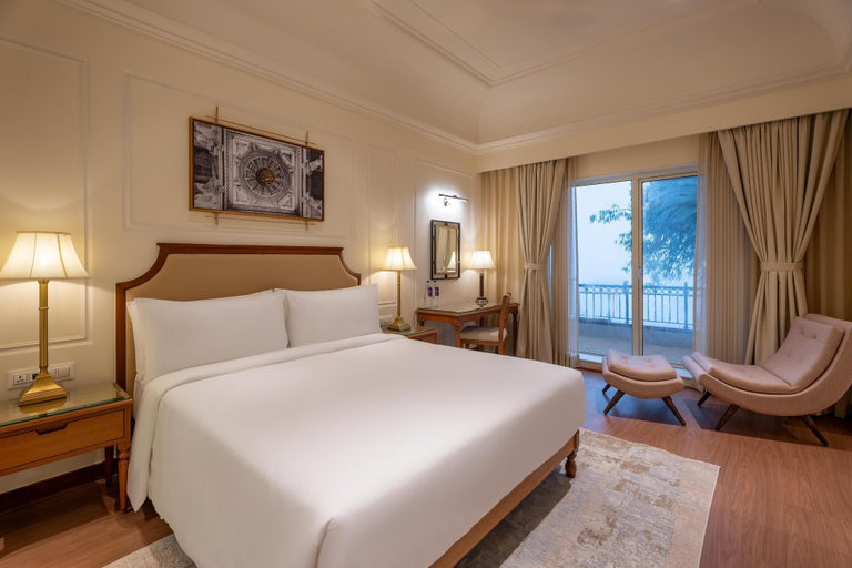Room 3, Radisson Resort Mount Abu, Sirohi