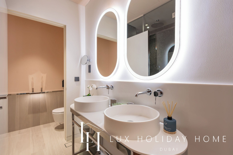 Bathroom 5, LUX | The Five Star Modern Suite, Dubai