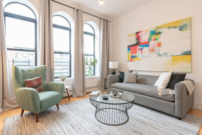 Room 5, Cypress Court II by Rove Travel 1BR Harlem Apt, New York