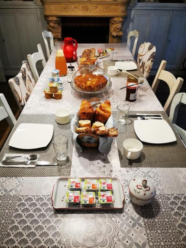 Breakfast area, La Chasse Royale, Oise