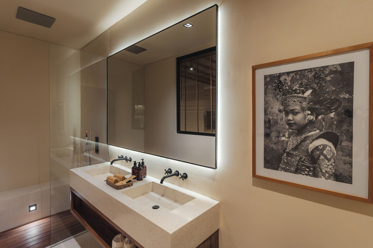 Bathroom 4, Sore Escape Tumbak Bayuh by Betterplace, Badung