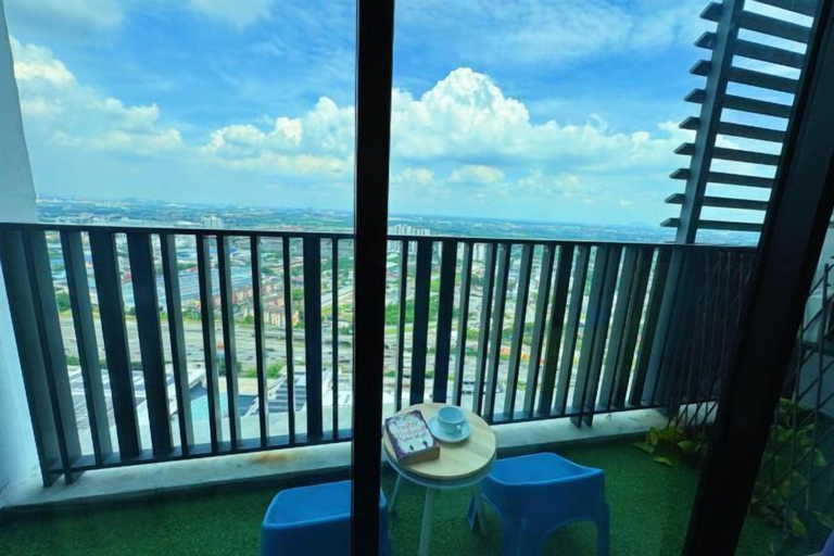 Interior 2, Doraemon @ Hyde Towel Duplex Fully AiCON 2BR, Shah Alam