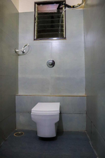 Bathroom 5, Stay In Dandeli, Uttara Kannada