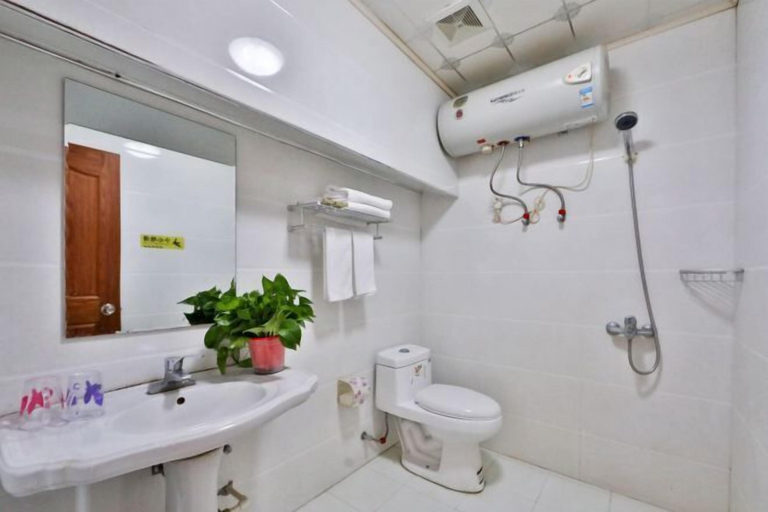 Bathroom 3, Wuzhen Xiangli Xiangqin Homestay, Jiaxing