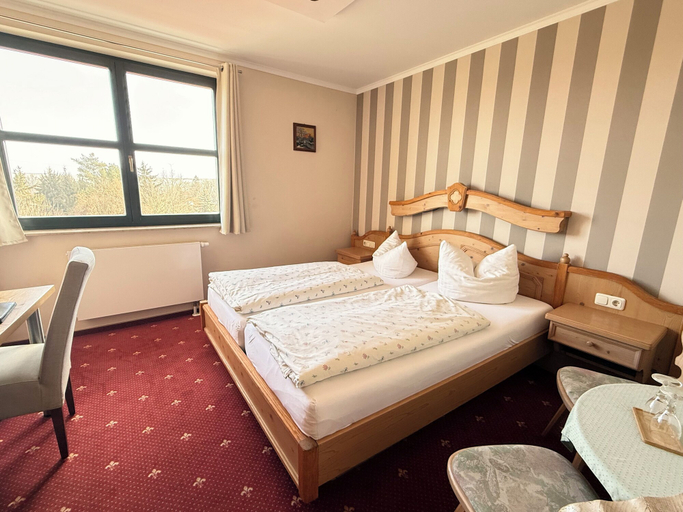 Bedroom 3, Landhotel BurgenBlick, Erfurt
