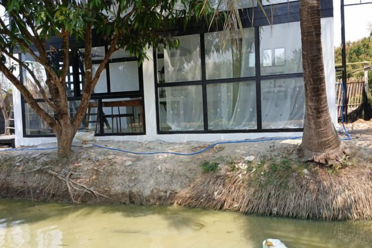 Interior 2, farm sam sook, Muang Lamphun