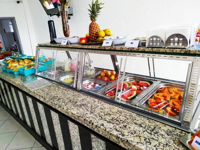 Restaurant 4, JHS Palace Hotel, Boa Esperança