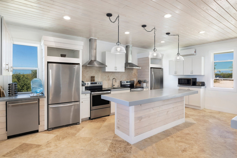 Private kitchen 4, Buttonwood Reserve Compound - Compound W/beach, Pool, Pickleball 17 Bedroom Condo