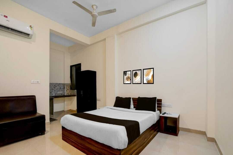 Room 2, Wishotel Xpress Hotel Royal Dream, Indore