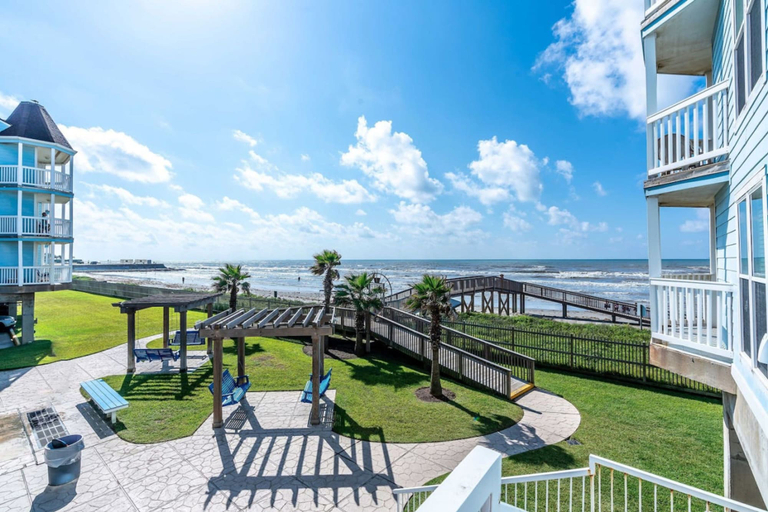 Garden 3, A Beachside Retreat, Galveston