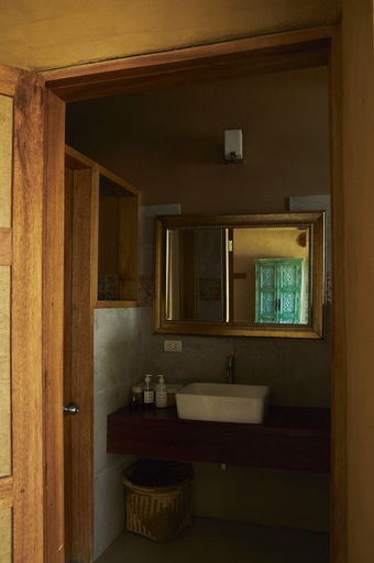 Bathroom 2, Hualtaco Adobe by Wynwood House, Talara