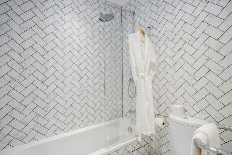 Bathroom 4, Kula London - Fitzrovia Newman St, London