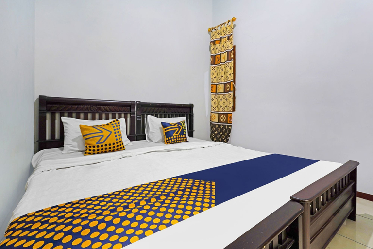 Room 5, SPOT ON 91221 Pondok Nsn Syariah, Bandung