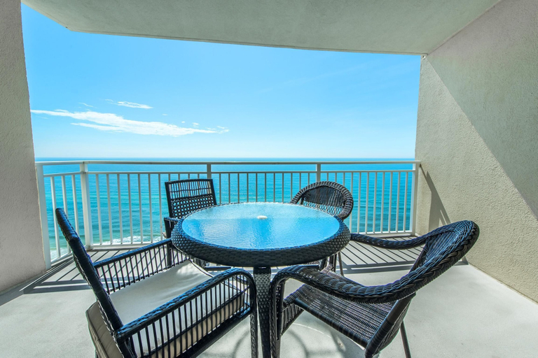 Others 1, Emerald Beach 2225, Bay
