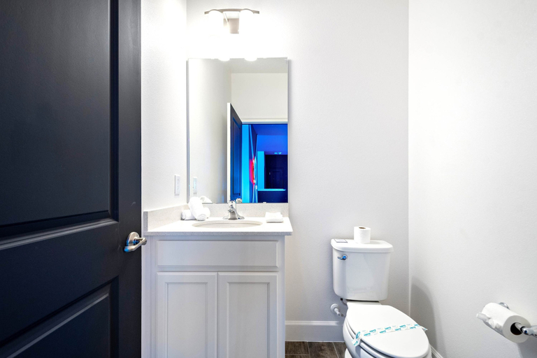 Bathroom 3, Themed Kids' Rooms, Pool & Game Loft Near Disney, Osceola