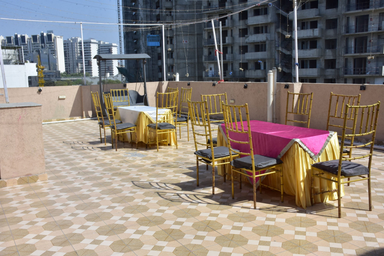 Food & Drinks 4, Tipsyy inn 007, Gurgaon