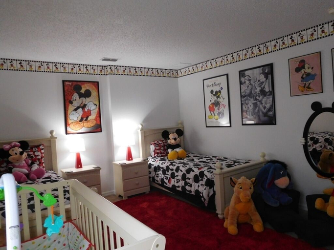 Room 5, Palm Lake Villa 6 Bedroom Home, Polk
