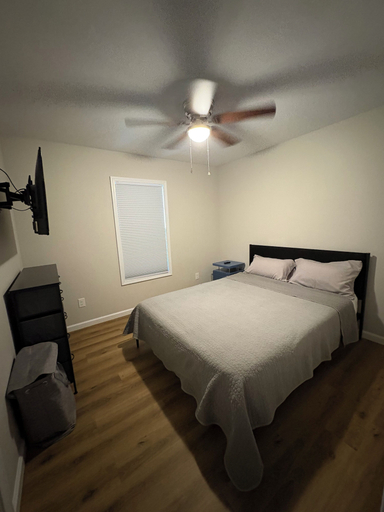 Room 3, Welcometohickory, Catawba