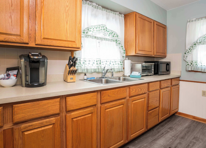 Private kitchen 2, Cozy Corner House Stay for 7, Walworth