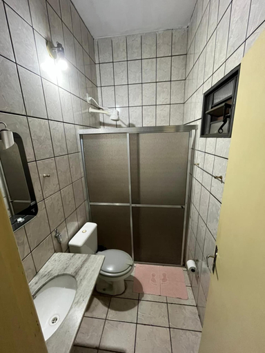 Bathroom 4, Novo Mundo Hotel, Barra do Garças