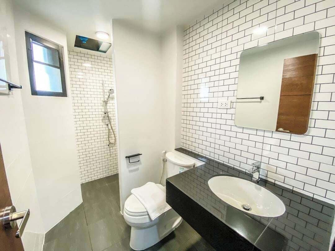 Bathroom 3, K2Green Hotel Kanchanaburi, Muang Kanchanaburi