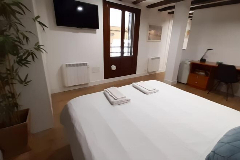 Room 5, OLD TOWN NEAR THE BEACH by www.sansebastianapartments.es, Guipúzcoa