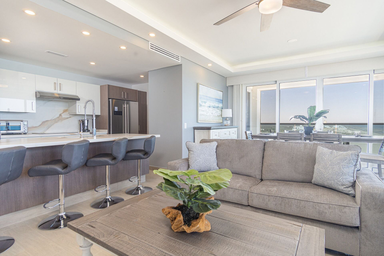 Interior 4, Breathtaking 2 BR 2.5 Bath Corner Beach Front Condominium Encantame 505, Puerto Peñasco