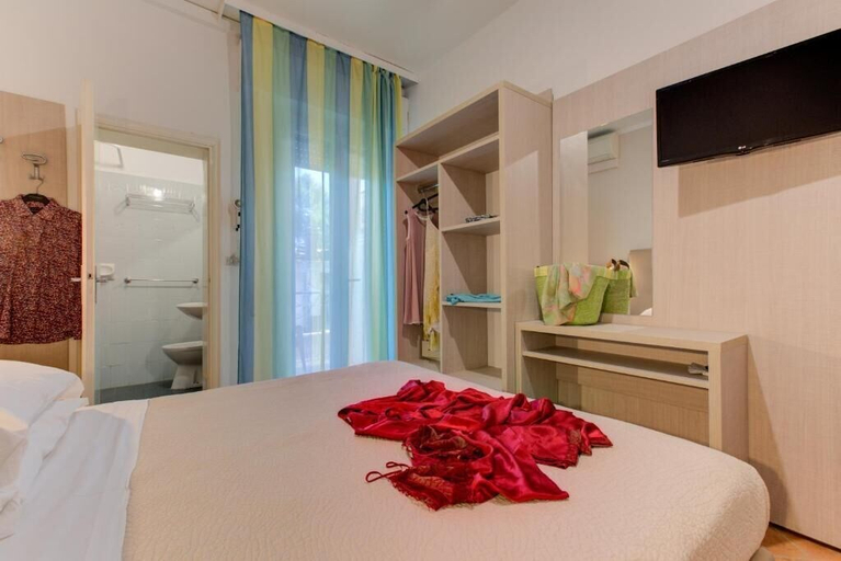 Bedroom 5, Hotel Cimarosa, Rimini