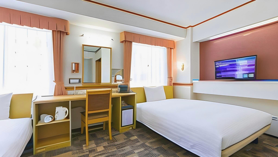 Bedroom 2, Toyoko Inn Atami Ekimae, Atami