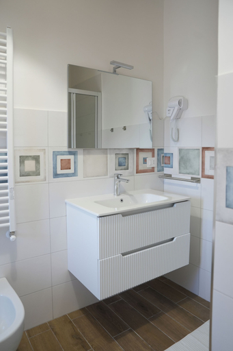 Bathroom 4, BlueB&B, Salerno