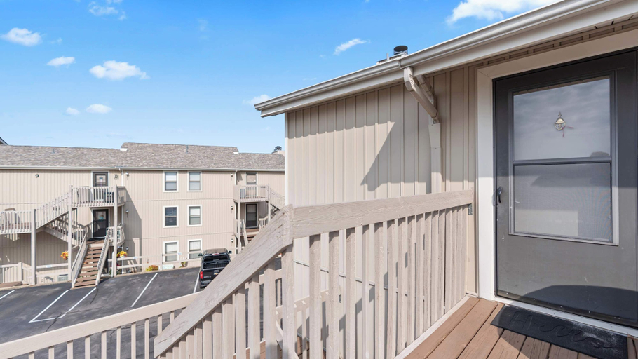 Property grounds, Indian Pointe Lake View Pets!, Camden