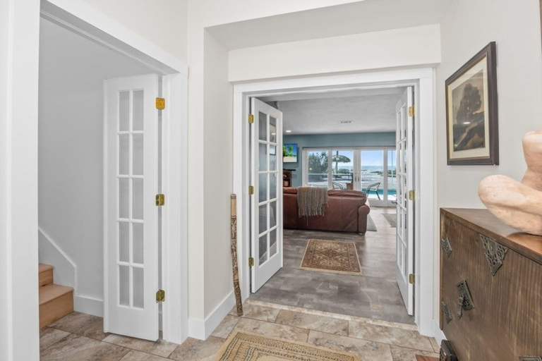 Interior 3, Waters Edge 3 Bedroom Home, Lee