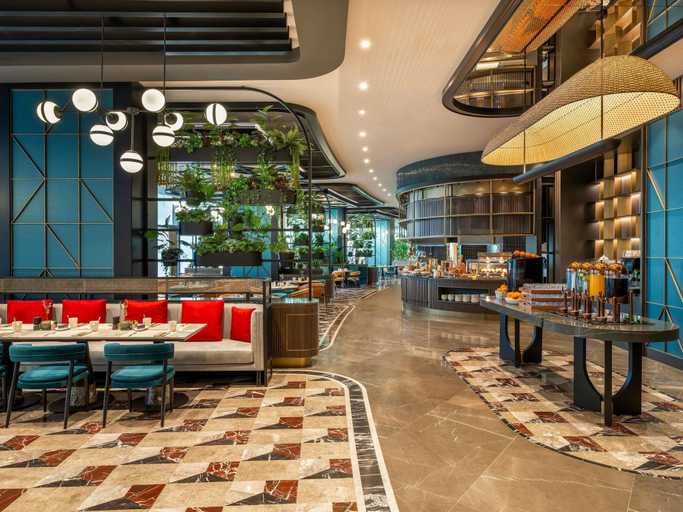 Food & Drinks 1, Mövenpick Hotel Istanbul Marmara Sea, Zeytinburnu