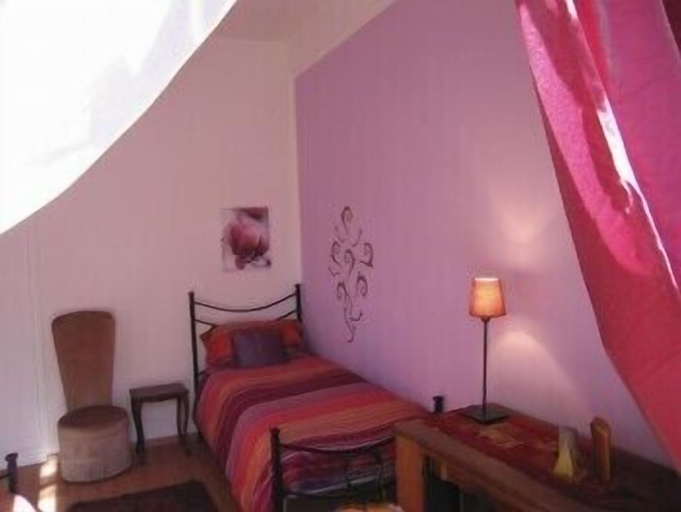 Room 2, Marci's Home, Rome