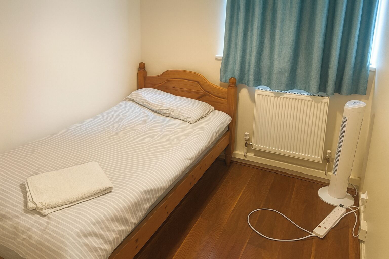Room 4, 3br-sleeps5-balcony-centrallondon-ws95, London