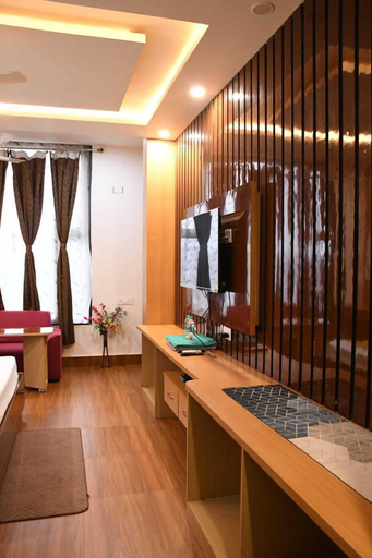 Bathroom 4, Hotel Golden Continental, Deoghar